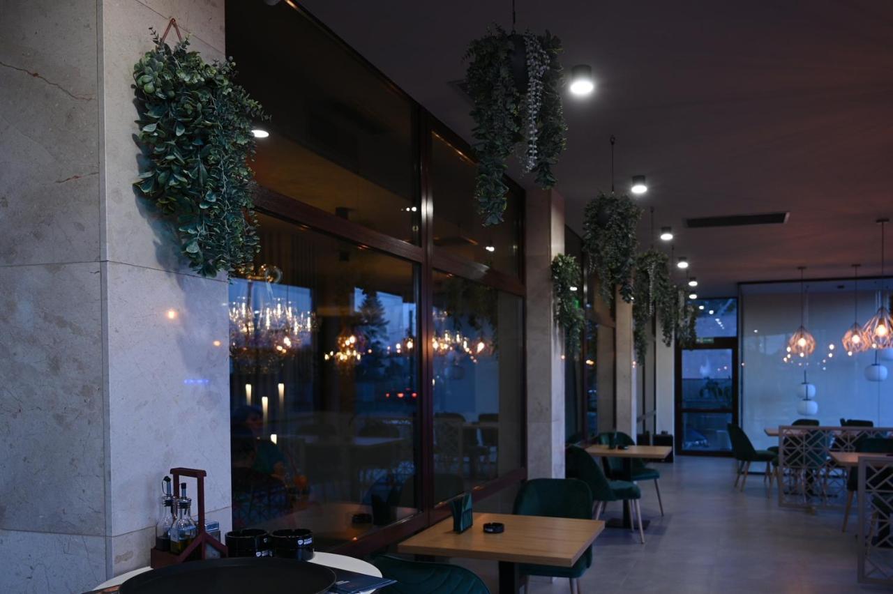 Hotel Xemar Arad Luaran gambar