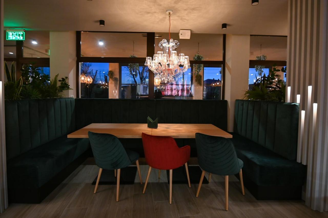 Hotel Xemar Arad Luaran gambar